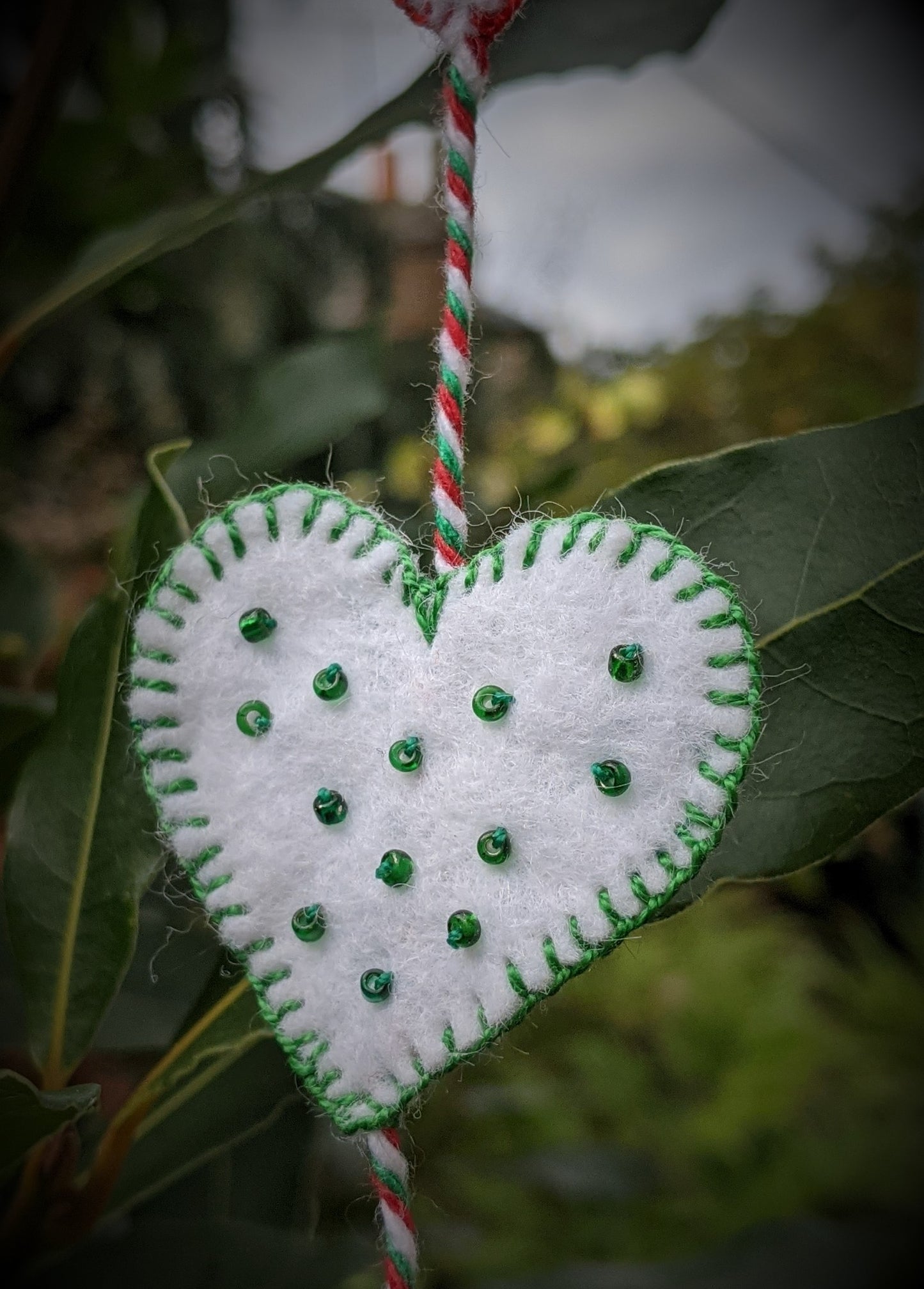 Heart and star chain Christmas decorations