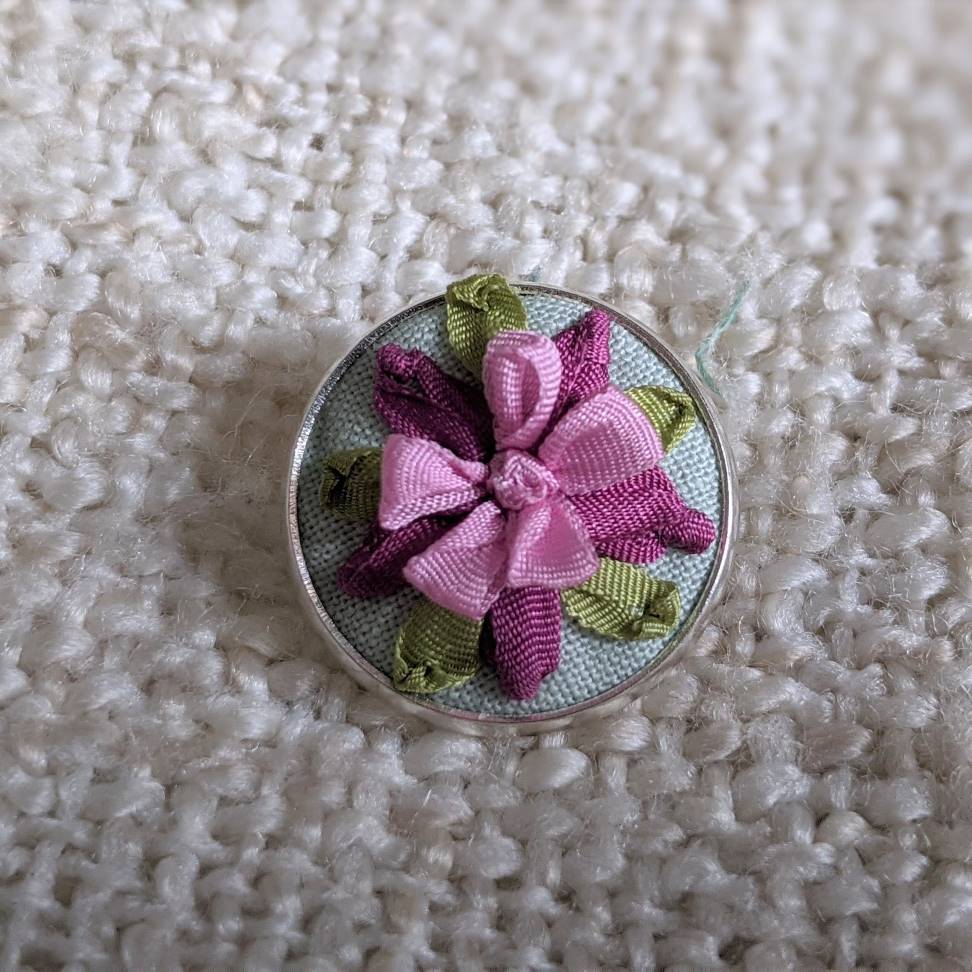 Embroidered aquilegia brooch