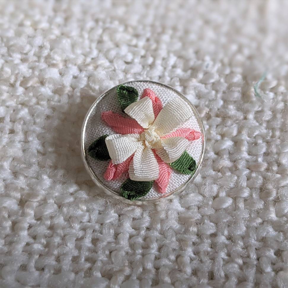 Embroidered aquilegia brooch